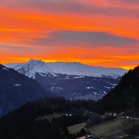 Sonnige Panorama Aussicht Bei Davos Lenzerheide Schmitten (Grisons)