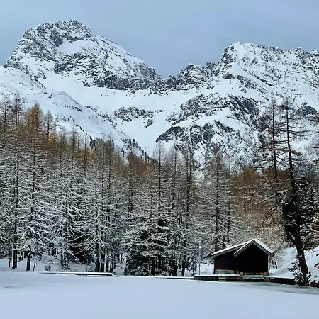 Sonnige Panorama Aussicht Bei Davos Lenzerheide Daire Schmitten (Grisons)